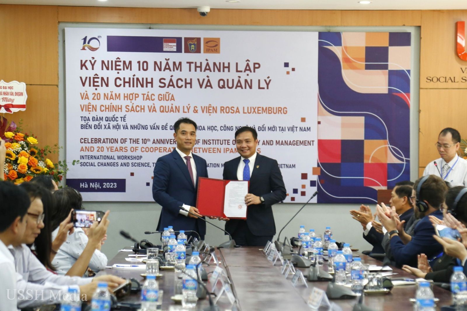 Viện Chính sách và Quản lý kỷ niệm 10 năm thành lập